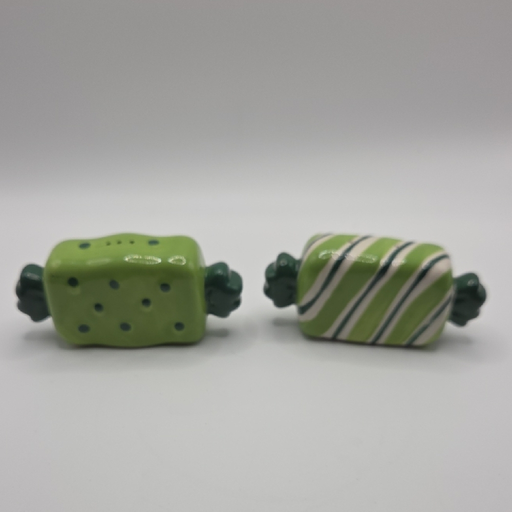 SALT AND PEPPER SHAKERS  Vintage Green And White Candy
